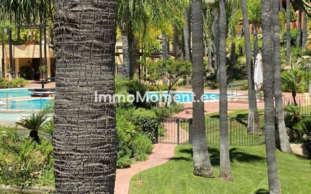 Wiederverkauf - Wohnung - Marbella - Puerto Banús