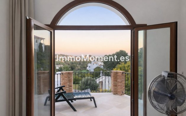 Revente - Villa - Benahavís - Benahavís Centro