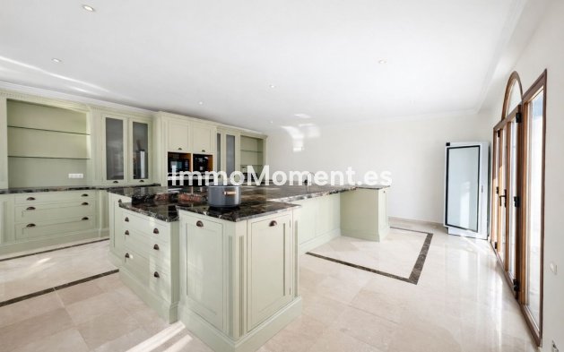 Revente - Villa - Benahavís - Benahavís Centro