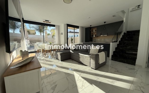 Revente - Villa - Los Montesinos - Los Montesinos Centro