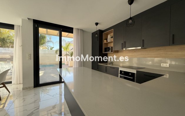 Revente - Villa - Los Montesinos - Los Montesinos Centro