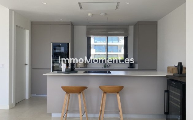 Resale - Apartment - Fuengirola - Fuengirola Centro