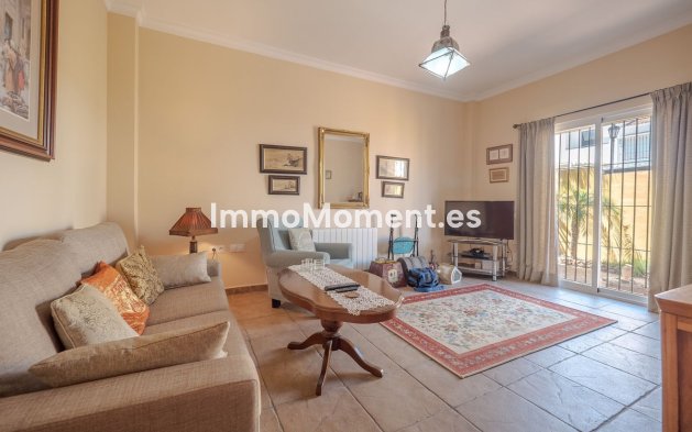 Bestaande woning - Villa - Binnenland  - Alhaurín el Grande Centro