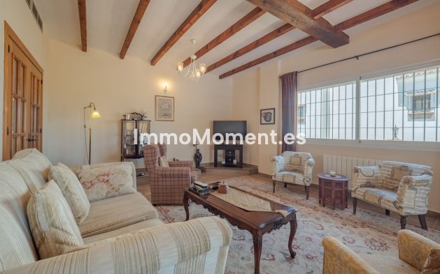 Bestaande woning - Villa - Binnenland  - Alhaurín el Grande Centro