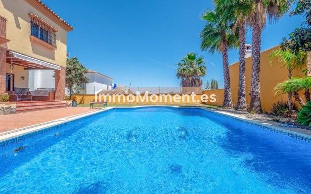 Bestaande woning - Villa - Binnenland  - Alhaurín el Grande Centro