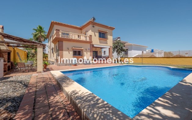 Bestaande woning - Villa - Binnenland  - Alhaurín el Grande Centro