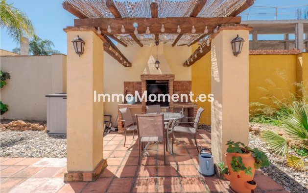 Bestaande woning - Villa - Binnenland  - Alhaurín el Grande Centro