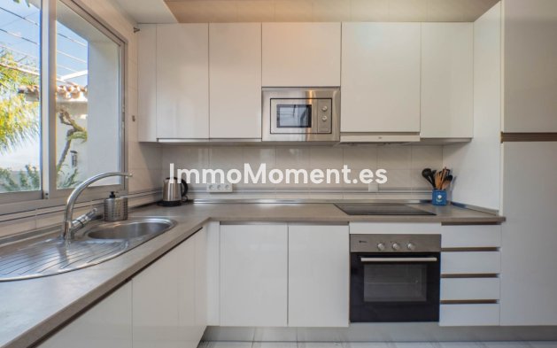 Wiederverkauf - Wohnung -   Inländisch - Alhaurín el Grande Centro