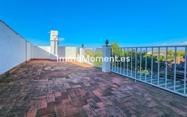 Wiederverkauf - Wohnung -   Inländisch - Alhaurín el Grande Centro