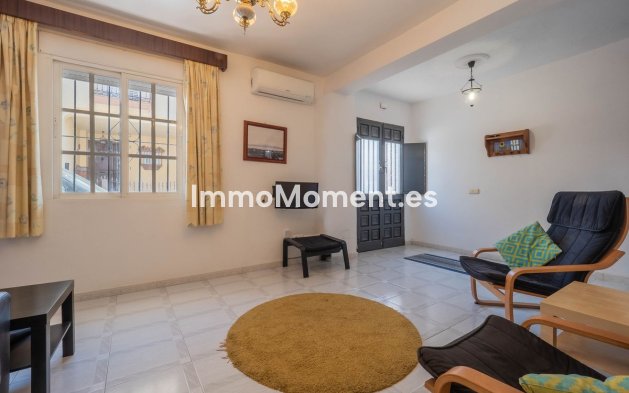 Wiederverkauf - Wohnung -   Inländisch - Alhaurín el Grande Centro