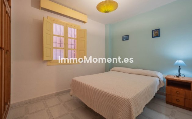 Wiederverkauf - Wohnung -   Inländisch - Alhaurín el Grande Centro