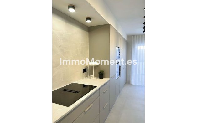 Wiederverkauf - Wohnung - Marbella - Nueva Andalucía