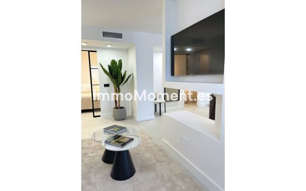 Wiederverkauf - Wohnung - Marbella - Nueva Andalucía
