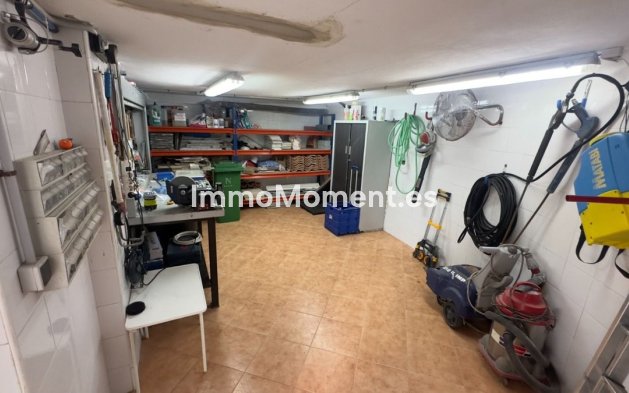 Wiederverkauf - Villa -   Inländisch - Alhaurín de la Torre