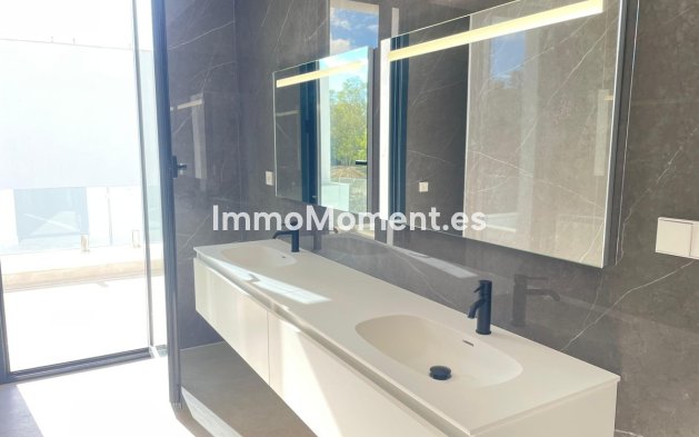 Wiederverkauf - Villa - Estepona  - Estepona Centro