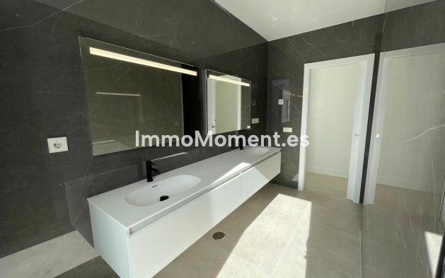 Wiederverkauf - Villa - Estepona  - Estepona Centro