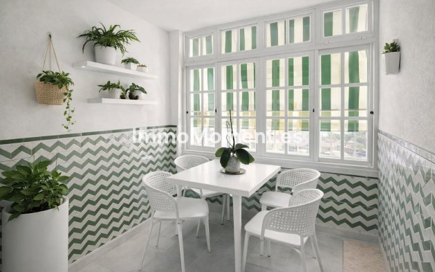 Revente - Appartement - Torremolinos - La Carihuela