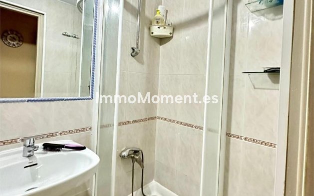 Revente - Appartement - Torremolinos - La Carihuela