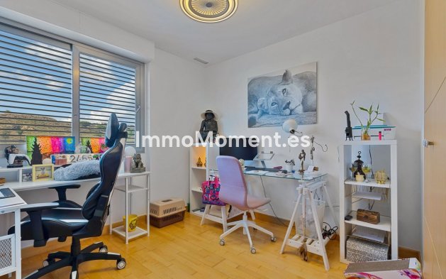 Resale - Apartment - Mijas - La Cala Golf