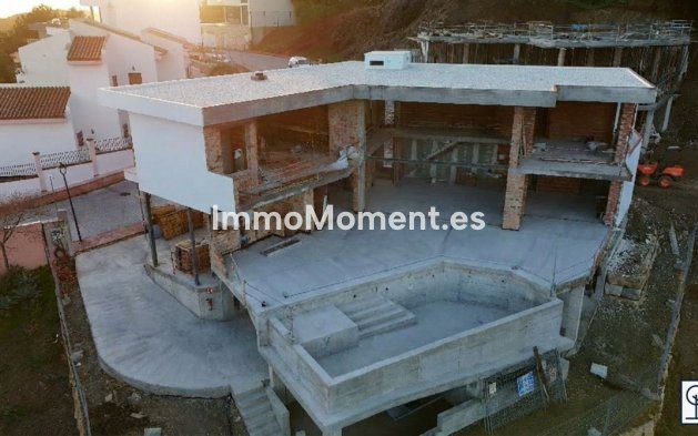 Resale - Villa - Mijas - Mijas Centro