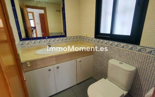 Resale - Villa - Estepona - Cancelada