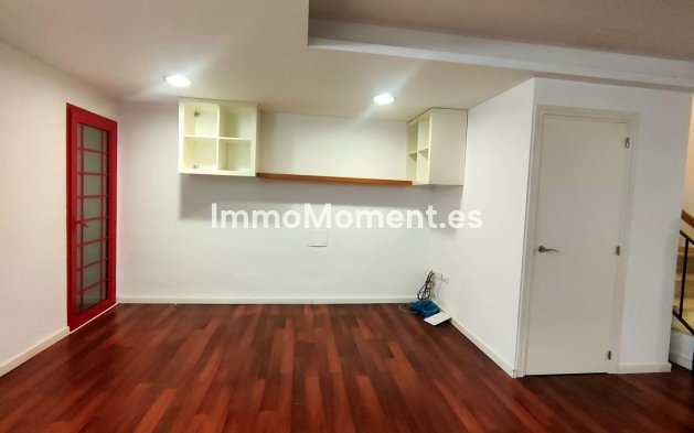 Resale - Villa - Estepona - Cancelada