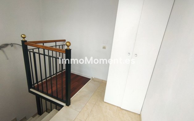 Resale - Villa - Estepona - Cancelada