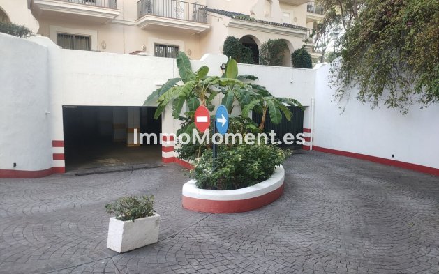 Wiederverkauf - Wohnung - Marbella - Puerto Banús