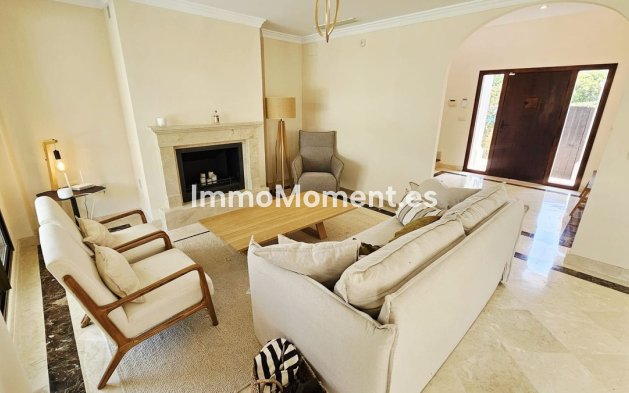 Reventa - Villa - Estepona  - Estepona Centro