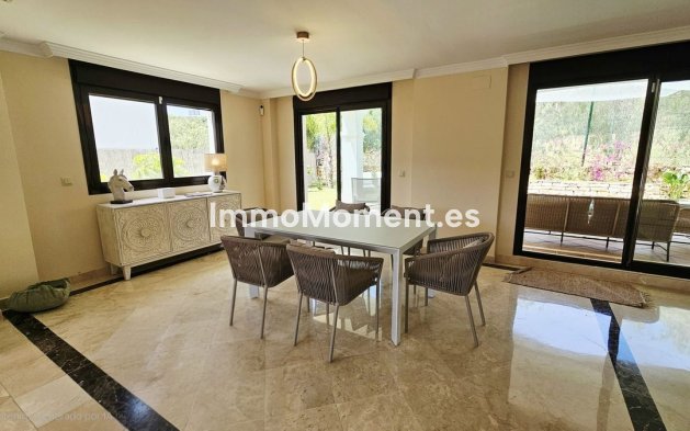 Reventa - Villa - Estepona  - Estepona Centro