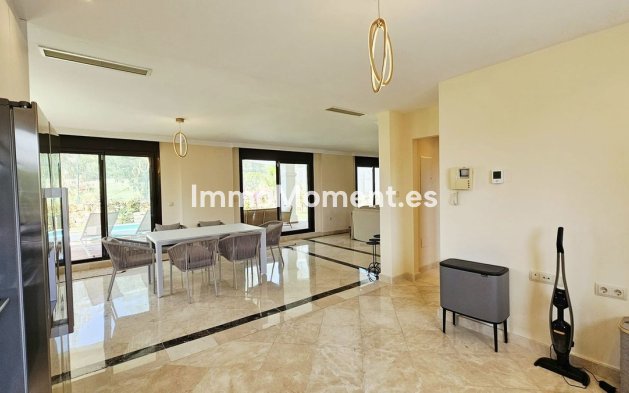 Reventa - Villa - Estepona  - Estepona Centro