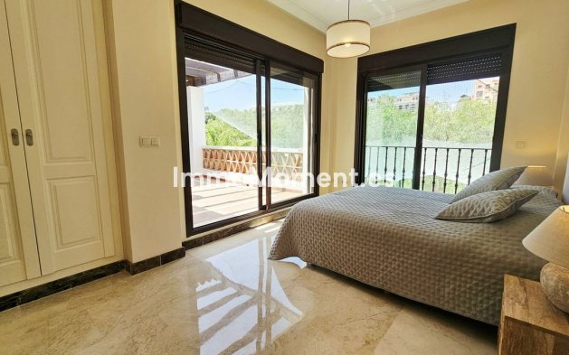Reventa - Villa - Estepona  - Estepona Centro