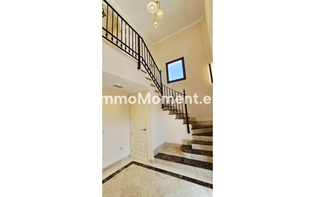 Reventa - Villa - Estepona  - Estepona Centro