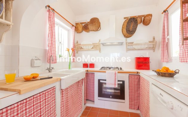 Revente - Villa - Estepona  - Estepona Centro