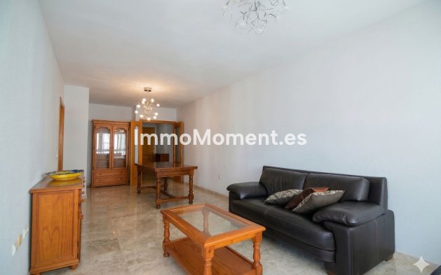 Resale - Apartment - Fuengirola - Fuengirola Centro