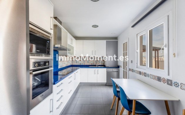 Resale - Apartment - Elche - Elche Centro