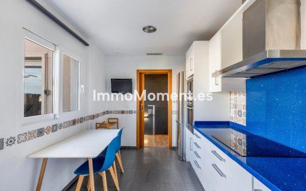 Resale - Apartment - Elche - Elche Centro