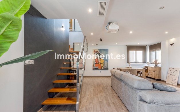 Resale - Apartment - Elche - Elche Centro