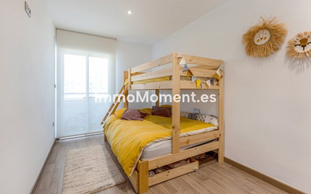Resale - Apartment - Elche - Elche Centro