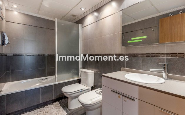 Resale - Apartment - Elche - Elche Centro