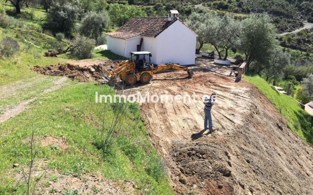 Revente - Maison de campagne - Intérieur                       - Guaro