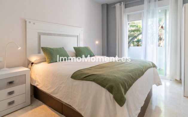 Revente - Appartement - Estepona  - Estepona Centro