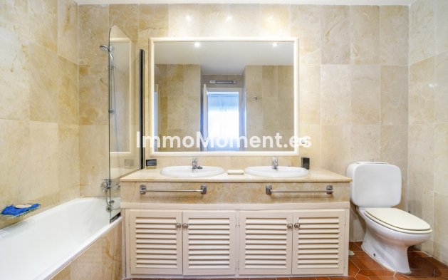 Wiederverkauf - Wohnung - Marbella - Nueva Andalucía