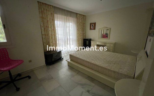 Revente - Maison mitoyenne - Estepona  - Estepona Centro