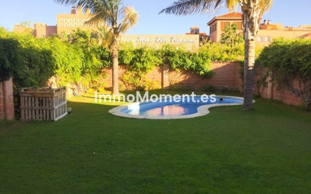 Reventa - Villa - Estepona  - Estepona Centro
