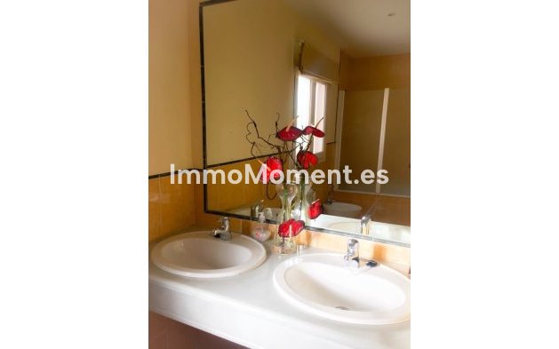 Reventa - Villa - Estepona  - Estepona Centro