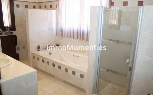 Wiederverkauf - Landhaus - Estepona  - Estepona Centro