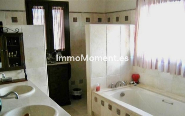 Wiederverkauf - Landhaus - Estepona  - Estepona Centro