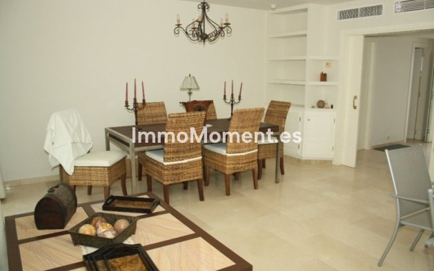 Wiederverkauf - Wohnung - Estepona  - Estepona Centro