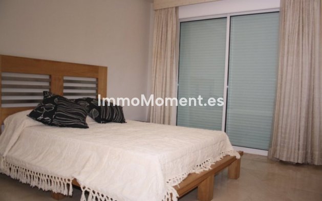 Wiederverkauf - Wohnung - Estepona  - Estepona Centro